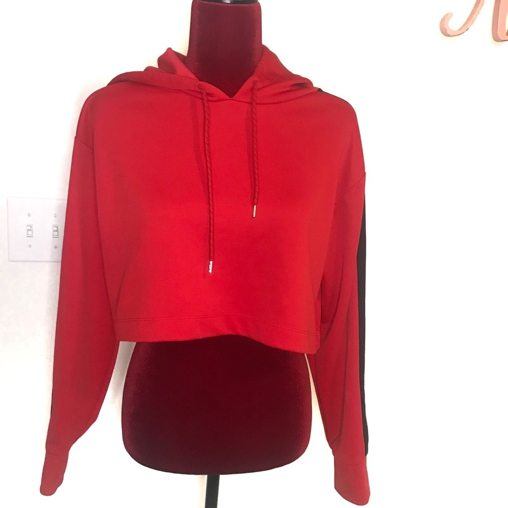 Forever 21 cropped hoodie